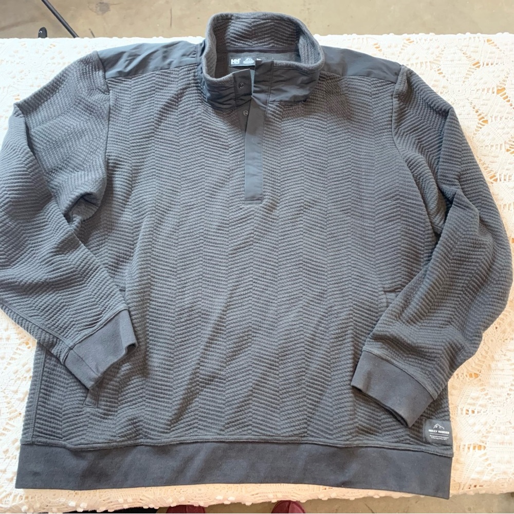 Helly Hansen Dark Gray Pull Over - Winter Ski Top Men’s